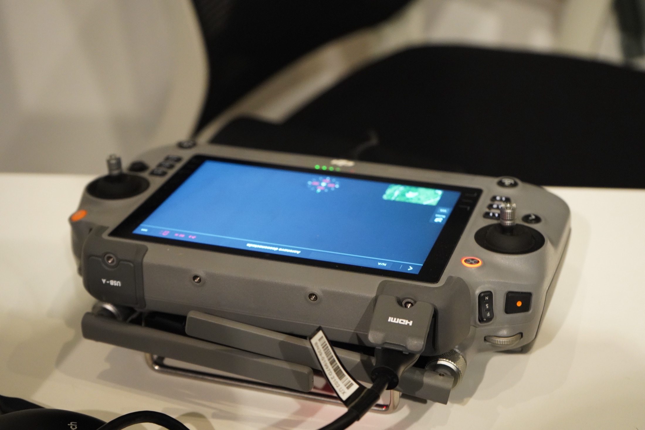 Sistema de control profesional para operaciones con drones
